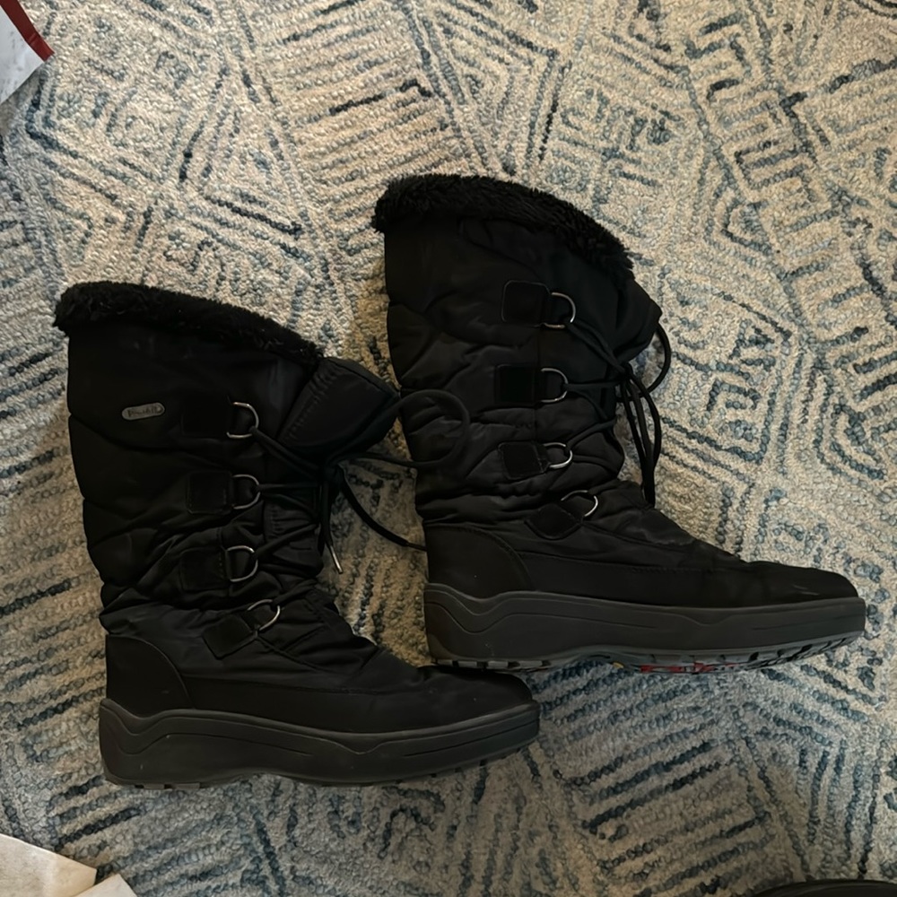 Pajar Women’s Riga 2 Winter Snow Boot size 37 Black and Black Fur